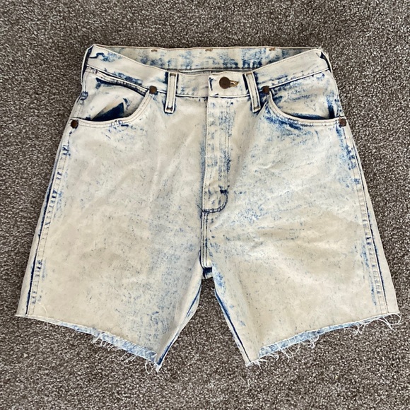 Acid Washed Wrangler Shorts - Picture 1 of 3